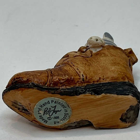VNTG1988 Peter Fagan Cat in Shoe Figurine Made Hand Painted Scotland Collectable - Picture 10 of 13